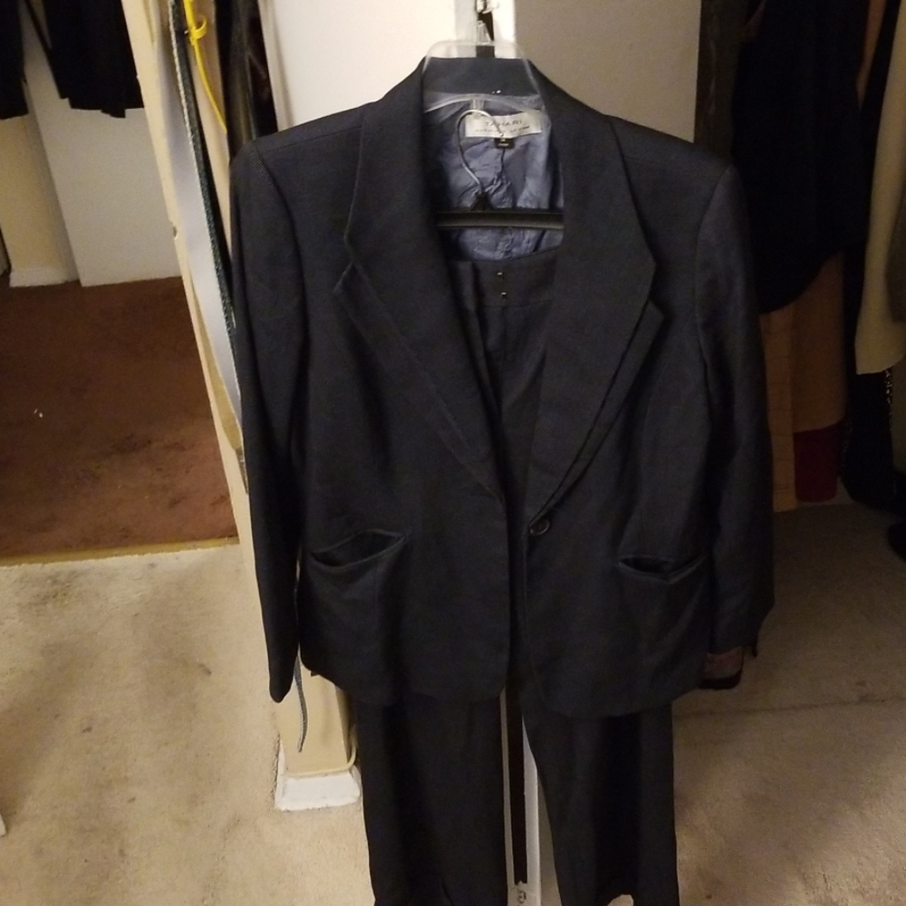 Suit